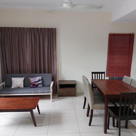 Cozy Swiss Garden Beach Resort Residence Kampung Sungai Karang Buitenkant foto