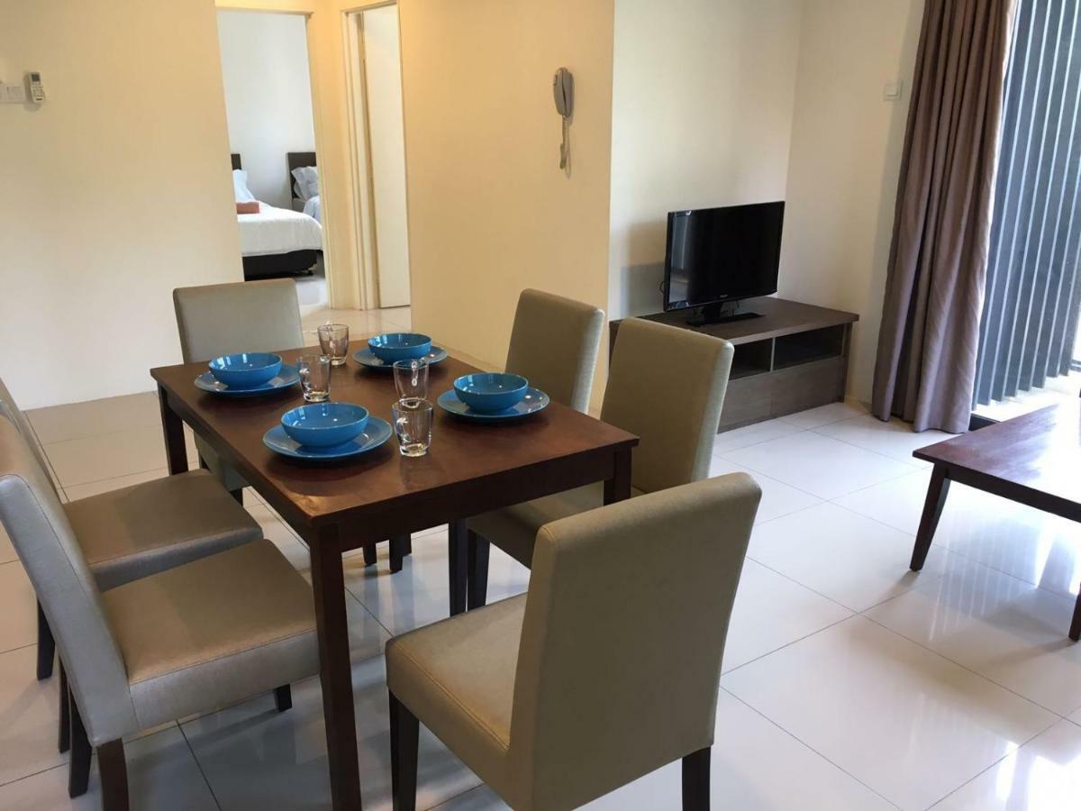 Cozy Swiss Garden Beach Resort Residence Kampung Sungai Karang Buitenkant foto