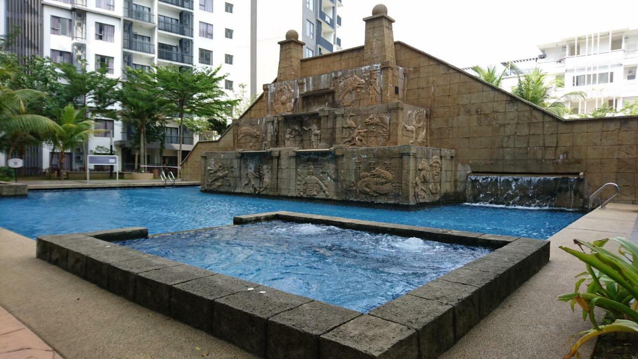 Cozy Swiss Garden Beach Resort Residence Kampung Sungai Karang Buitenkant foto
